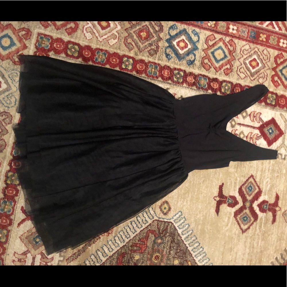 Black midi dress with tool